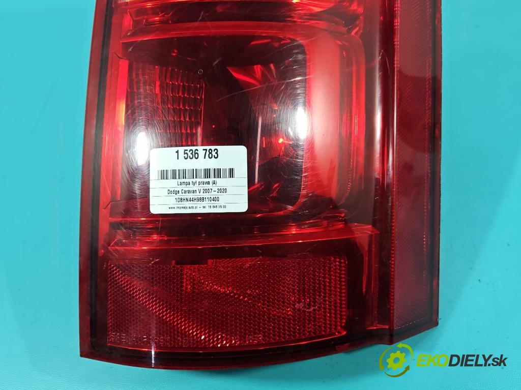 Dodge Caravan V 2007-2020 3.3 V6 178HP: automatic 131 kW 3301 cm3 5- svetlo / reflektor zadné pravé  (Kľučka dverí ostatné)