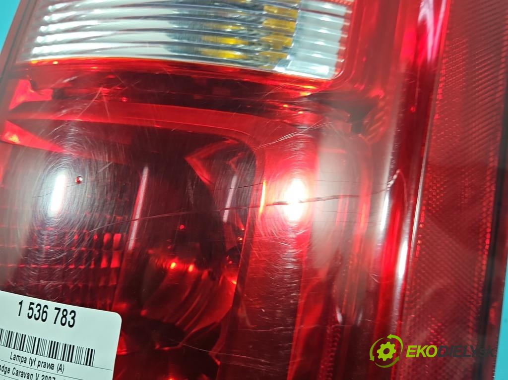 Dodge Caravan V 2007-2020 3.3 V6 178HP: automatic 131 kW 3301 cm3 5- svetlo / reflektor zadné pravé  (Kľučka dverí ostatné)