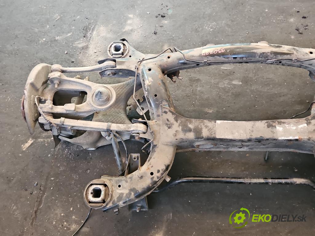 Bmw X5 F15 2013-2018 3.0d 258 HP automatic 190 kW 2993 cm3 5- zadna výstuha  (Výstuha zadná)