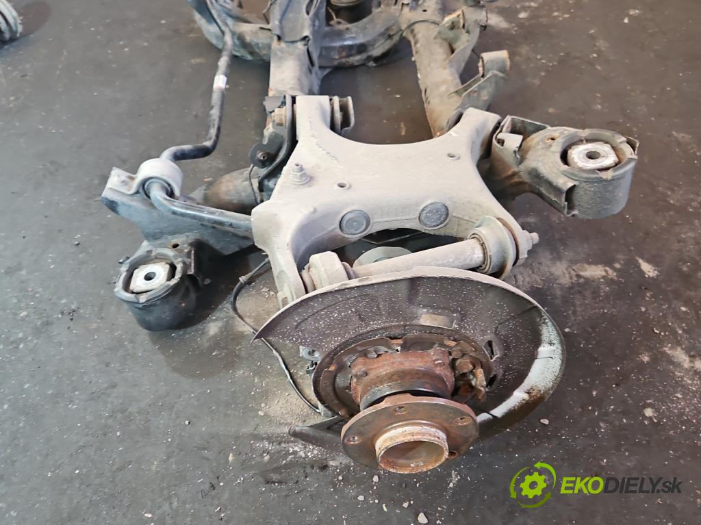 Bmw X5 F15 2013-2018 3.0d 258 HP automatic 190 kW 2993 cm3 5- zadna výstuha  (Výstuha zadná)