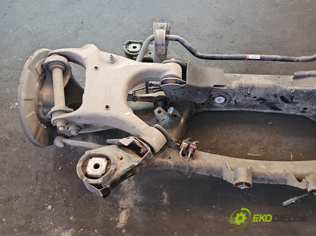 Bmw X5 F15 2013-2018 3.0d 258 HP automatic 190 kW 2993 cm3 5- zadna výstuha  (Výstuha zadná)