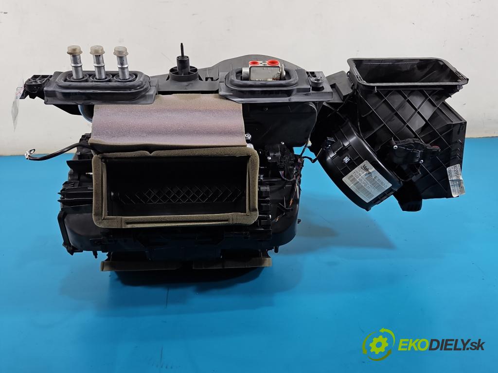 Bmw X5 F15 2013-2018 3.0d 258 hp automatic 190 kW 2993 cm3 5- radiátor 9289363 (Radiátor topení)