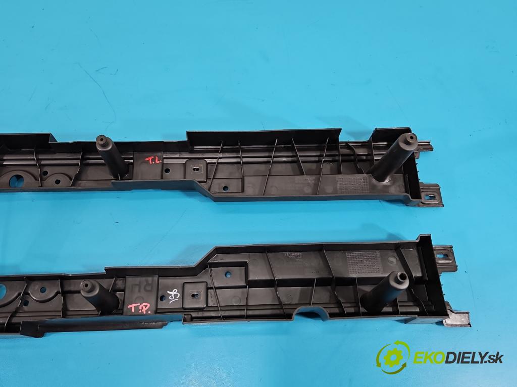 Bmw X5 F15 2013-2018 3.0d 258 HP automatic 190 kW 2993 cm3 5- Upevnenie: 7145914