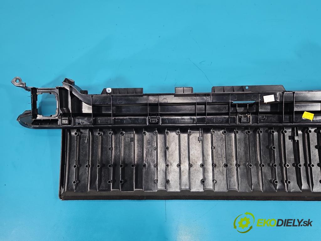 Bmw X5 F15 2013-2018 3.0d 258 HP automatic 190 kW 2993 cm3 5- Čalounictví: kufrové dvere 7308709