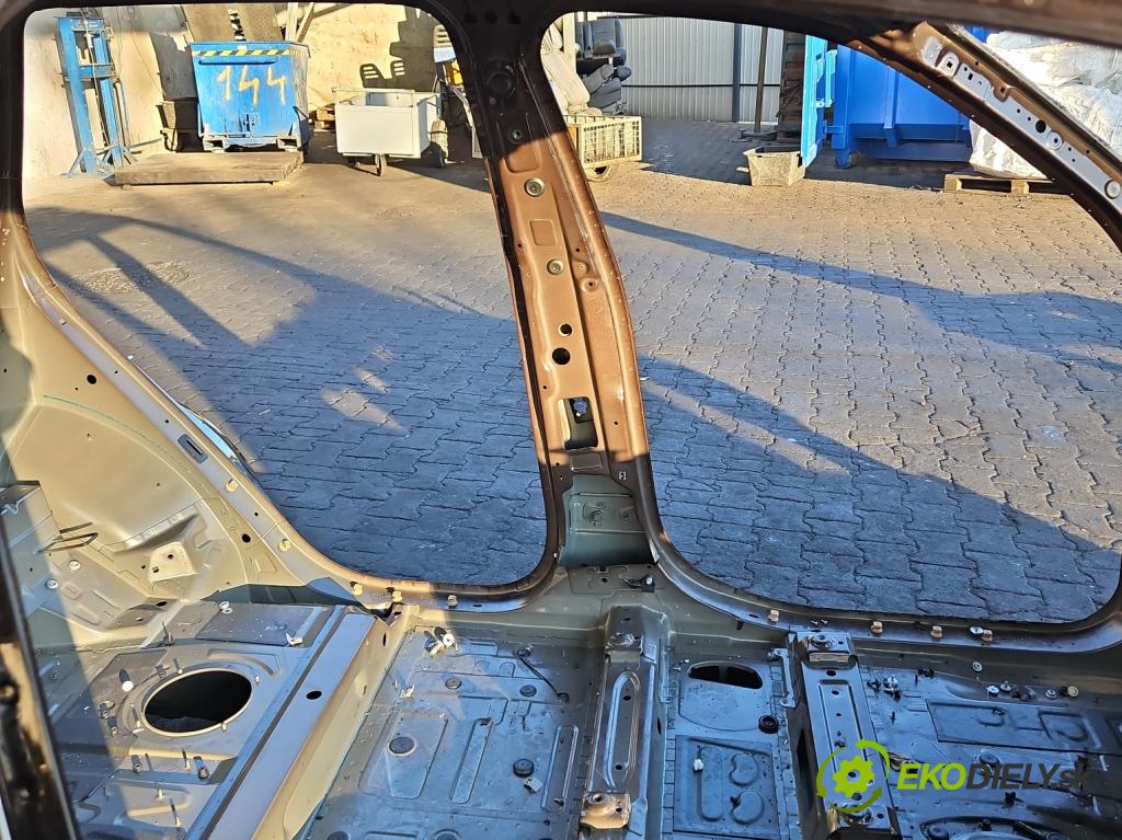 Bmw X5 F15 2013-2018 3.0d 258 hp automatic 190 kW 2993 cm3 5- práh levý  (Karoserie ostatní)