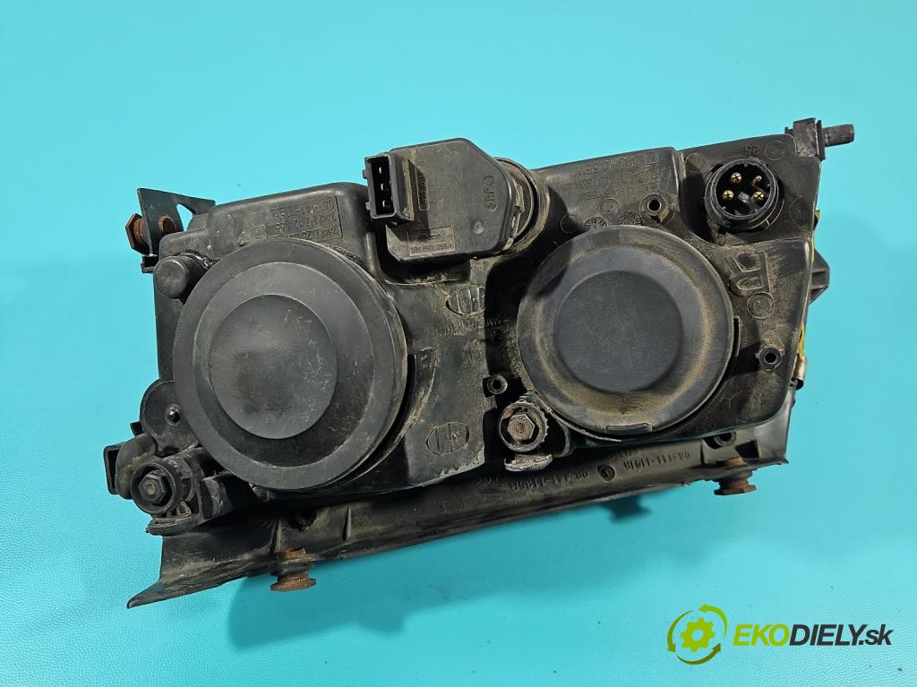 Vw Passat B5 1995-2005 1.9 tdi 110 HP manual 81 kW 1896 cm3 5- Reflektor: pravý  (Svetlo predné pravé)