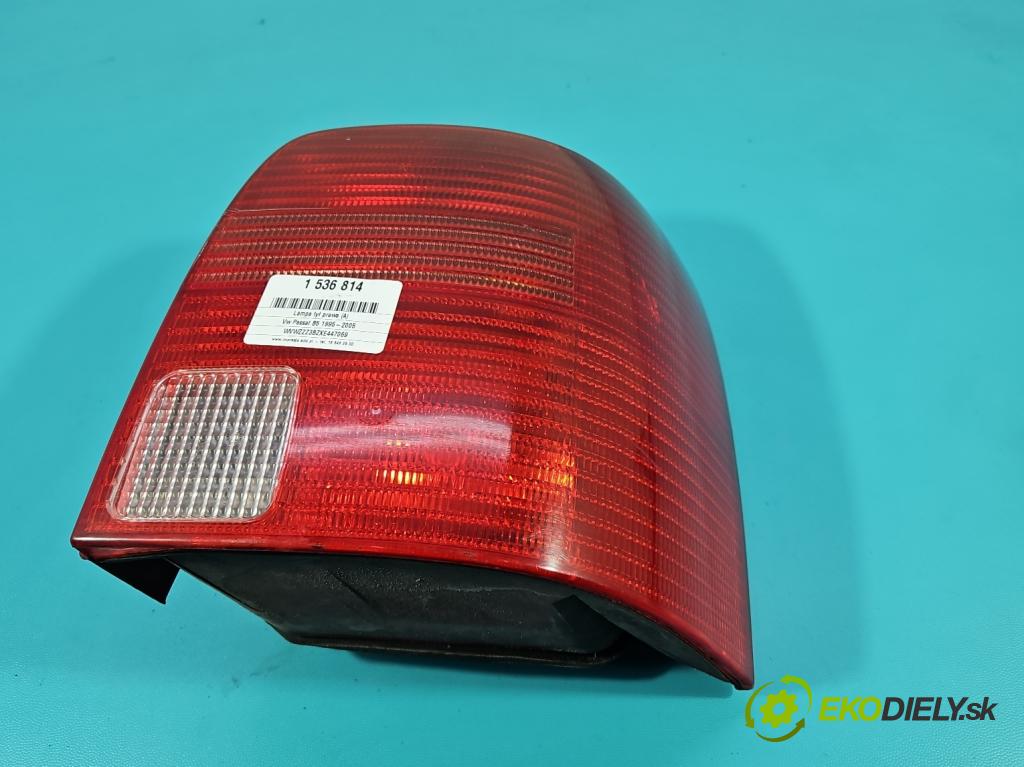 Vw Passat B5 1995-2005 1.9 tdi 110 HP manual 81 kW 1896 cm3 5- svetlo / reflektor zadné pravé 3B9945112G (Kľučka dverí ostatné)