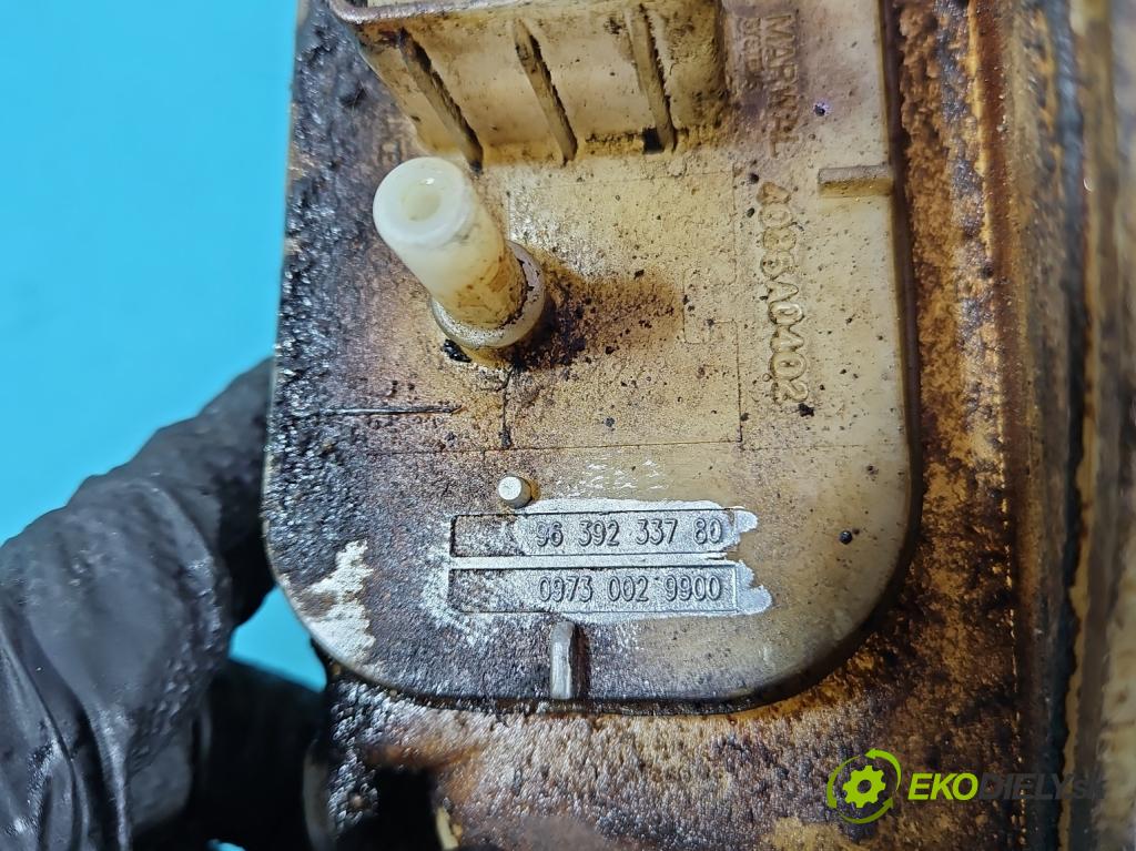 Peugeot 307 2.0 hdi 107 HP manual 79 kW 1997 cm3 5- Nádrž: tekutina: FAP DPF 9639233780