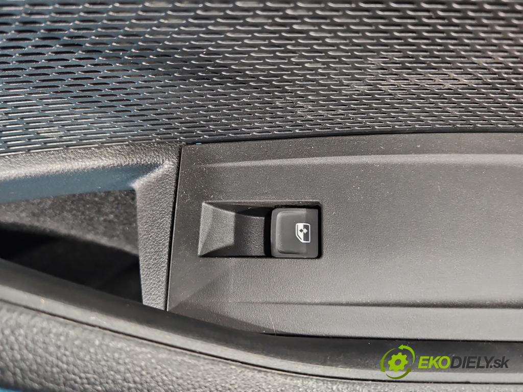 Skoda Octavia IV 2019- 1.5 TSI 150 HP automatic 110 kW 1498 cm3 5- Čalounictví: dvere predné pravé 5E4867014T