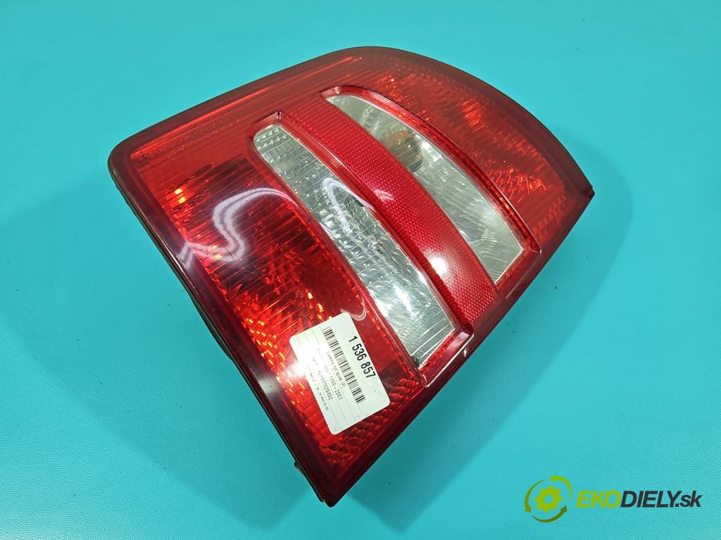Skoda Fabia I 1999-2007 1.4 16V 75 HP manual 55 kW 1390 cm3 4- svetlo / reflektor zadné ľavé 6Y9945095B (Kľučka dverí ostatné)