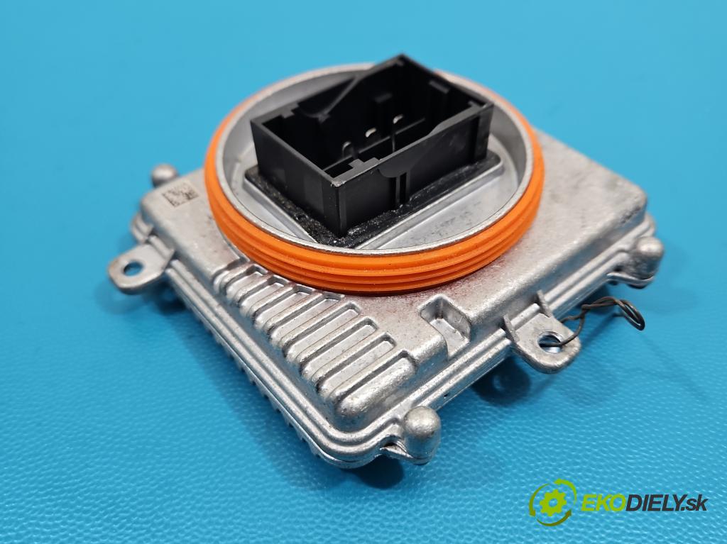 Skoda Octavia IV 2019- 1.5 TSI 150 HP automatic 110 kW 1498 cm3 5- střídač: xenon 992941571AH (Riadiaca jednotka xenónu)