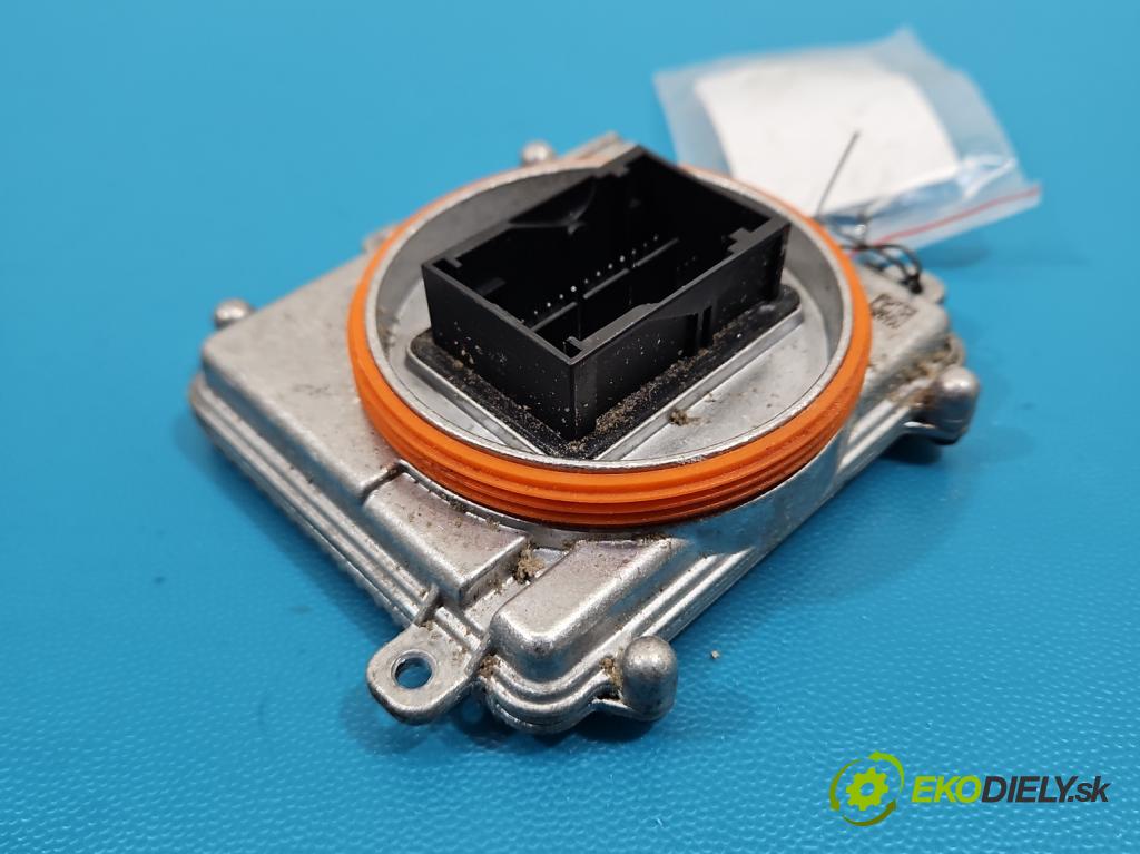 Skoda Octavia IV 2019- 1.5 TSI 150 HP automatic 110 kW 1498 cm3 5- střídač: xenon 992941571AH (Riadiaca jednotka xenónu)