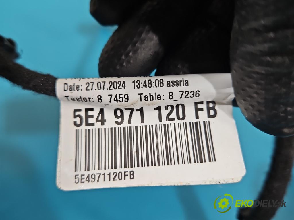Skoda Octavia IV 2019- 1.5 TSI 150 HP automatic 110 kW 1498 cm3 5- Zväzok: dvere predné vľavo: 5E4971120FB