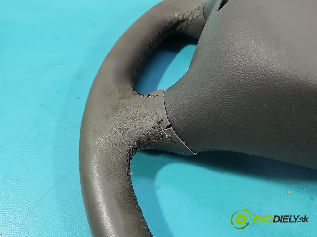 Audi A6 C5 1997-2004 2.4 v6 170 hp manual 125 kW 2393 cm3 4- volant 8Z0419091F (Volant)