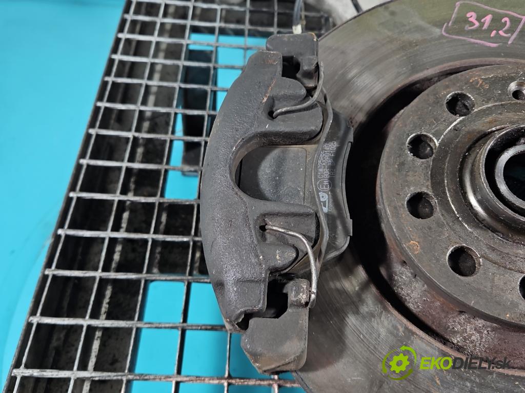 Audi A6 C5 1997-2004 2.4 v6 170 HP manual 125 kW 2393 cm3 4- brzdič predné pravý  (Kľučka dverí ostatné)