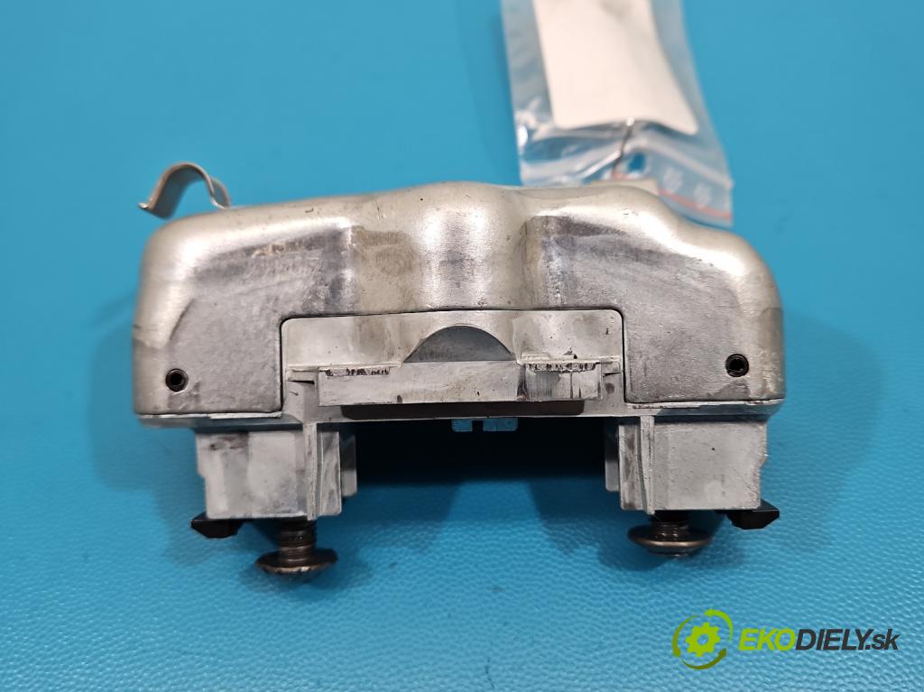 Skoda Octavia IV 2019- 1.5 TSI 150 HP automatic 110 kW 1498 cm3 5- Blokáda: řízení: 3WA905861 (Riadenie ostatné)