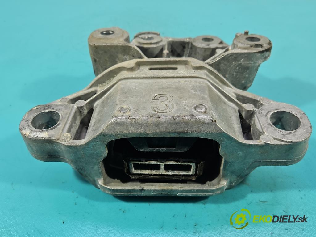 Ford Focus Mk4 2018- 1.5 TDCI 120 HP automatic 88 kW 1499 cm3 5- airbag motora  (Držiak motora)