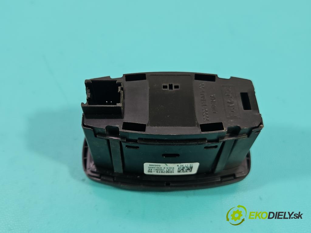Ford Focus Mk4 2018- 1.5 TDCI 120 HP automatic 88 kW 1499 cm3 5- prepínač světla: na doska: 10507973-00