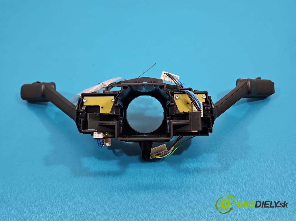 Skoda Octavia IV 2019- 1.5 TSI 150 HP automatic 110 kW 1498 cm3 5- prepínač komplex: 5Q1953507FN (Prepínacie páčky pod volantom)