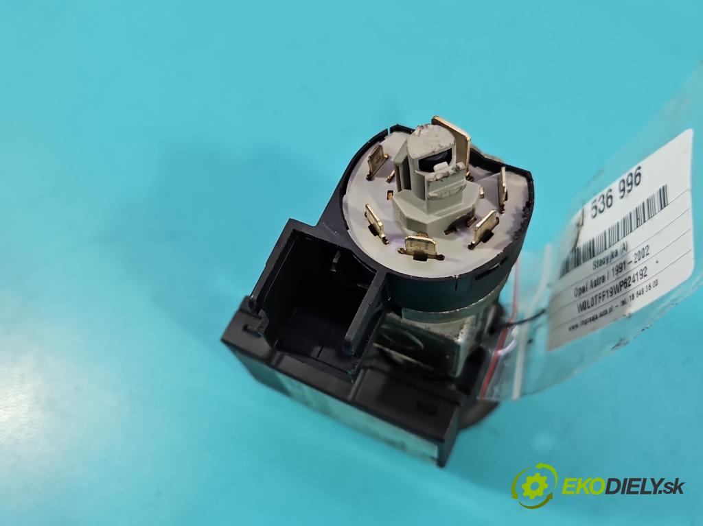 Opel Astra I 1991-2002 1.6 75 HP manual 55 kW 1598 cm3 4- Spínačka  (Spínacia skrinka)