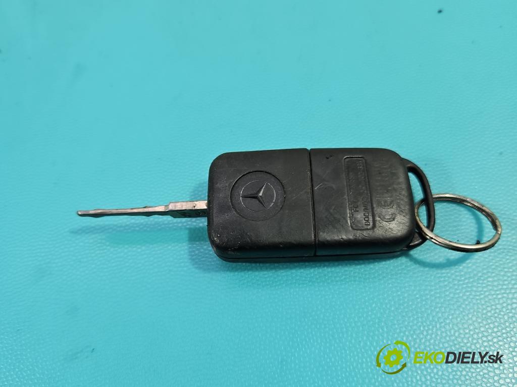 Mercedes Vaneo 1.7 cdi 91 KM manual 67 kW 1689 cm3 5- Spínačka  (Spínacia skrinka)