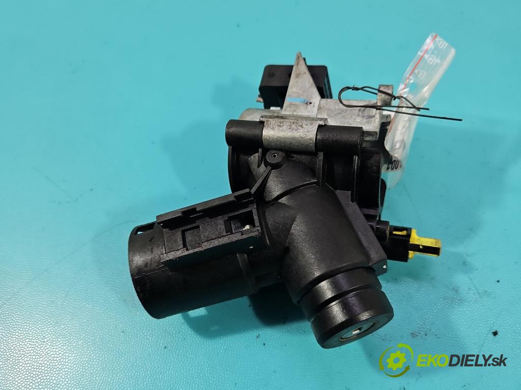 Mercedes Vaneo 1.7 cdi 91 KM manual 67 kW 1689 cm3 5- Spínačka  (Spínacia skrinka)