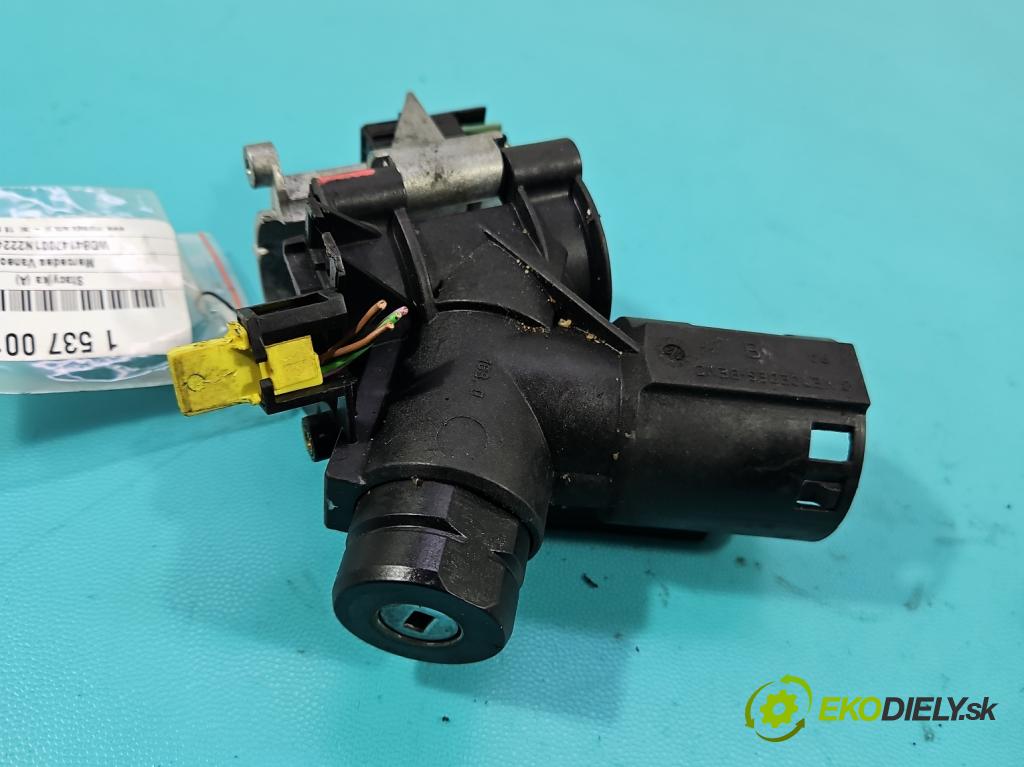 Mercedes Vaneo 1.7 cdi 91 KM manual 67 kW 1689 cm3 5- Spínačka  (Spínacia skrinka)