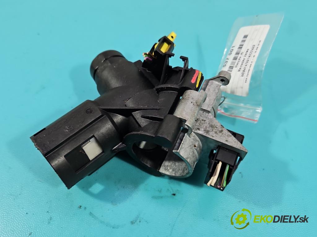 Mercedes Vaneo 1.7 cdi 91 KM manual 67 kW 1689 cm3 5- Spínačka  (Spínacia skrinka)