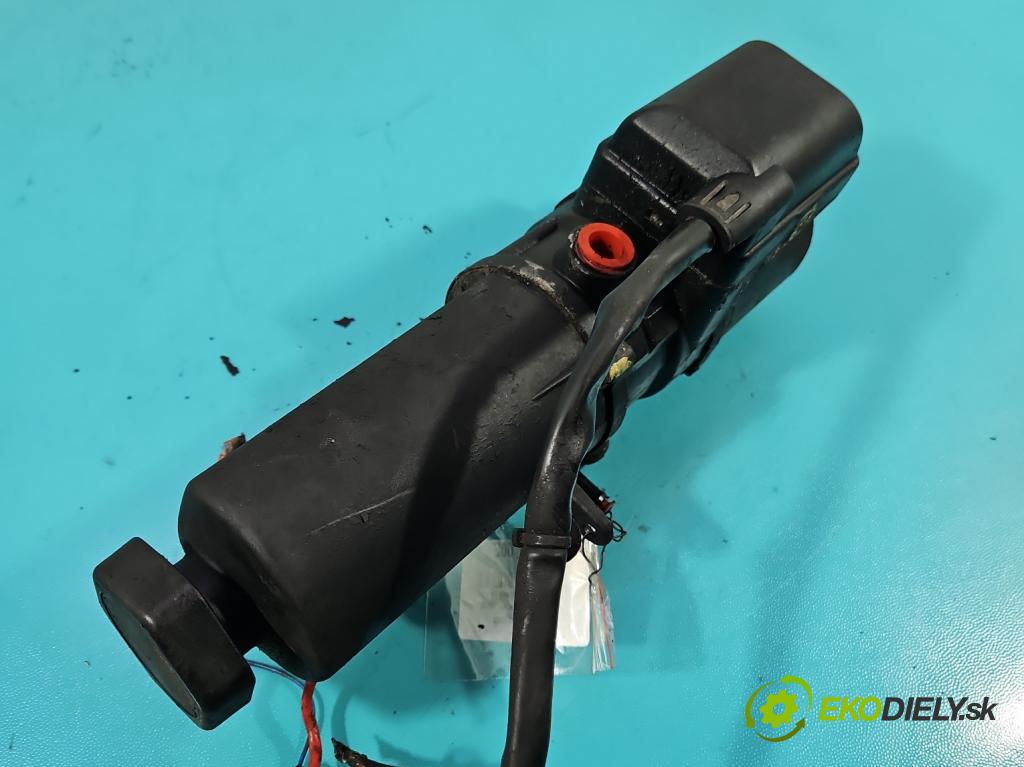 Mercedes Vaneo 1.7 cdi 91 KM manual 67 kW 1689 cm3 5- čerpadlo posilovač  (Servočerpadlo)