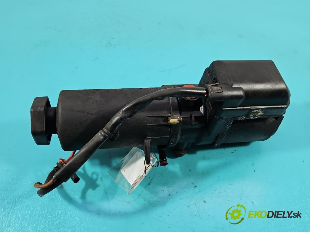 Mercedes Vaneo 1.7 cdi 91 KM manual 67 kW 1689 cm3 5- čerpadlo posilovač  (Servočerpadlo)