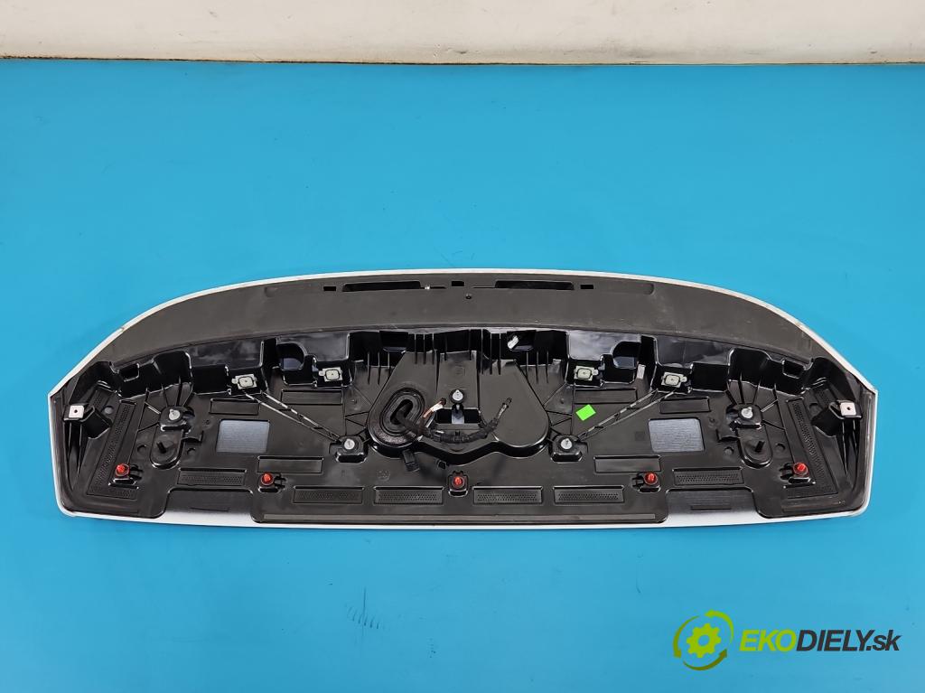 Skoda Octavia IV 2019- 1.5 TSI 150 hp automatic 110 kW 1498 cm3 5- spoiler 5E7827878C (Spoiler)