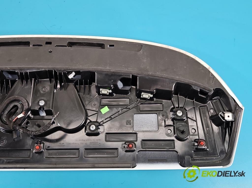 Skoda Octavia IV 2019- 1.5 TSI 150 hp automatic 110 kW 1498 cm3 5- spoiler 5E7827878C (Spoiler)