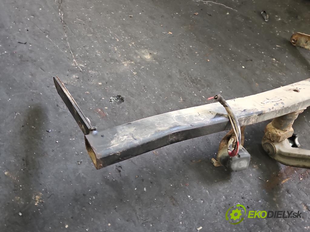 Skoda Octavia I 1996-2010 1.9 tdi 110 hp manual 81 kW 1896 cm3 5- oko tažné  (Tažné zařízení)