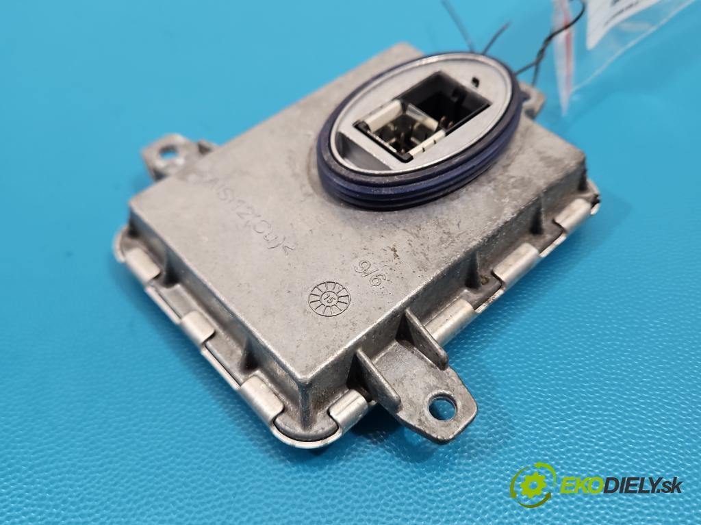 Bmw X5 F15 2013-2018 3.0d 258 HP automatic 190 kW 2993 cm3 5- střídač: xenon 130732931815 (Riadiaca jednotka xenónu)