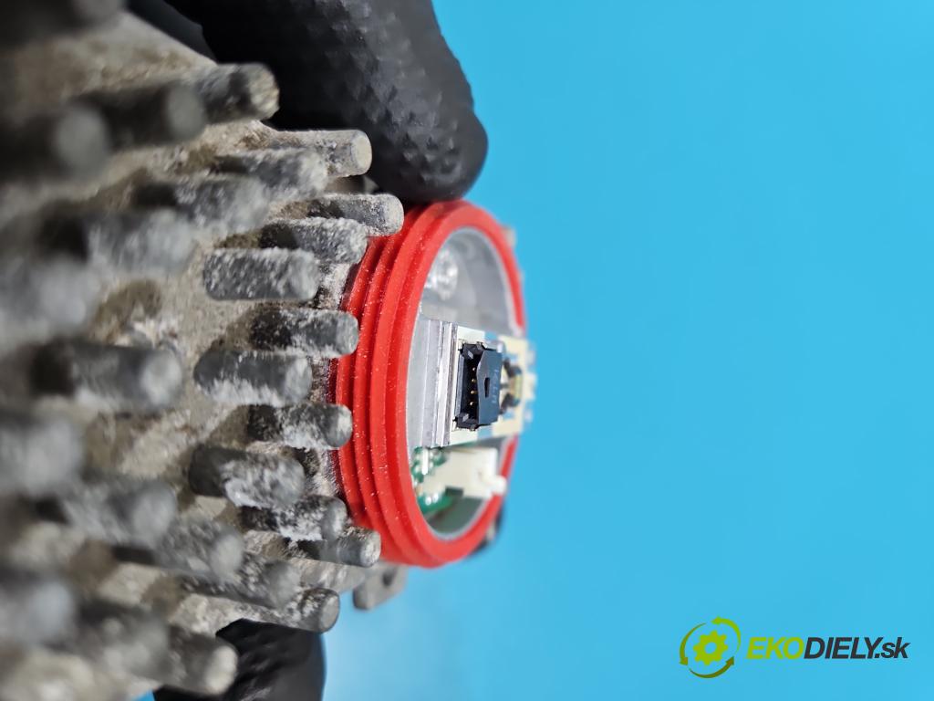 Bmw X5 F15 2013-2018 3.0d 258 hp automatic 190 kW 2993 cm3 5- modul lampy: