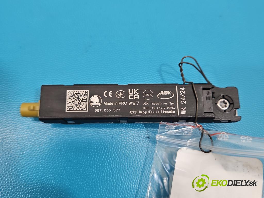 Skoda Octavia IV 2019- 1.5 TSI 150 HP automatic 110 kW 1498 cm3 5- Zesilovač: 5E7035577 (Zosilňovač)