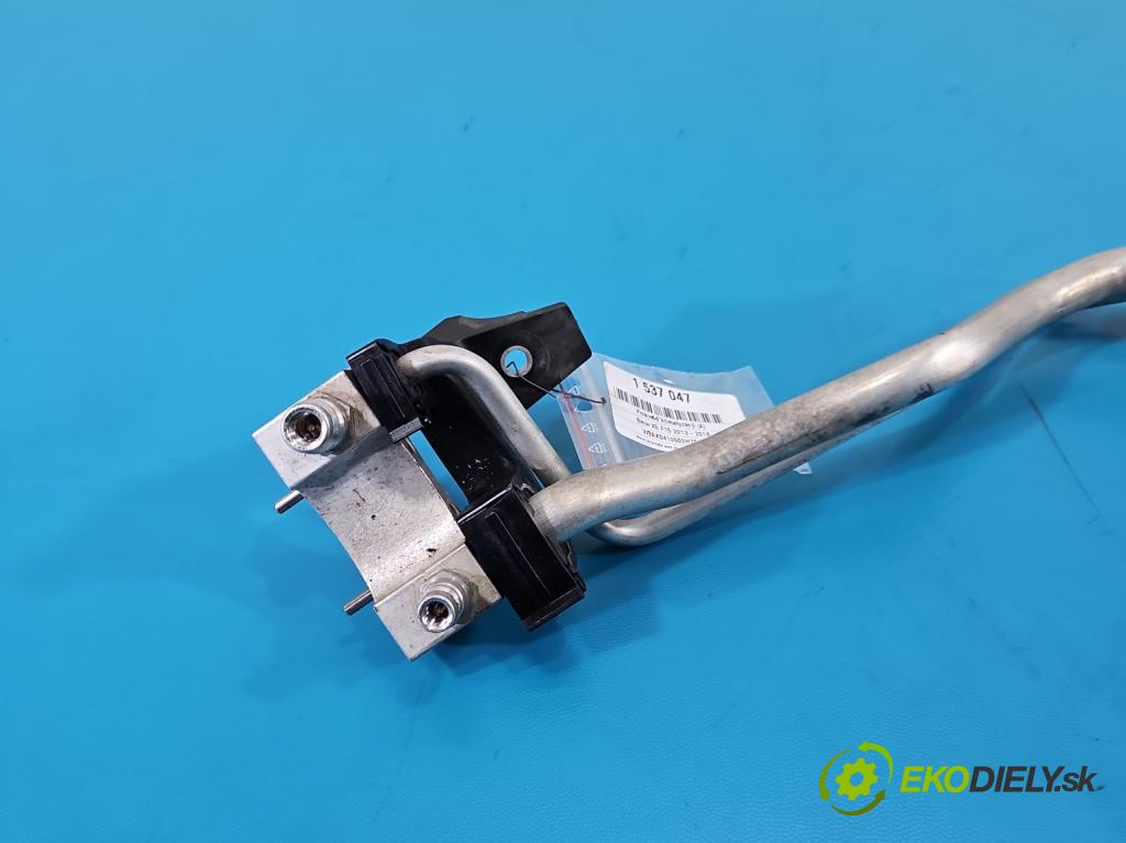 Bmw X5 F15 2013-2018 3.0d 258 hp automatic 190 kW 2993 cm3 5- trubka klíma 9271894