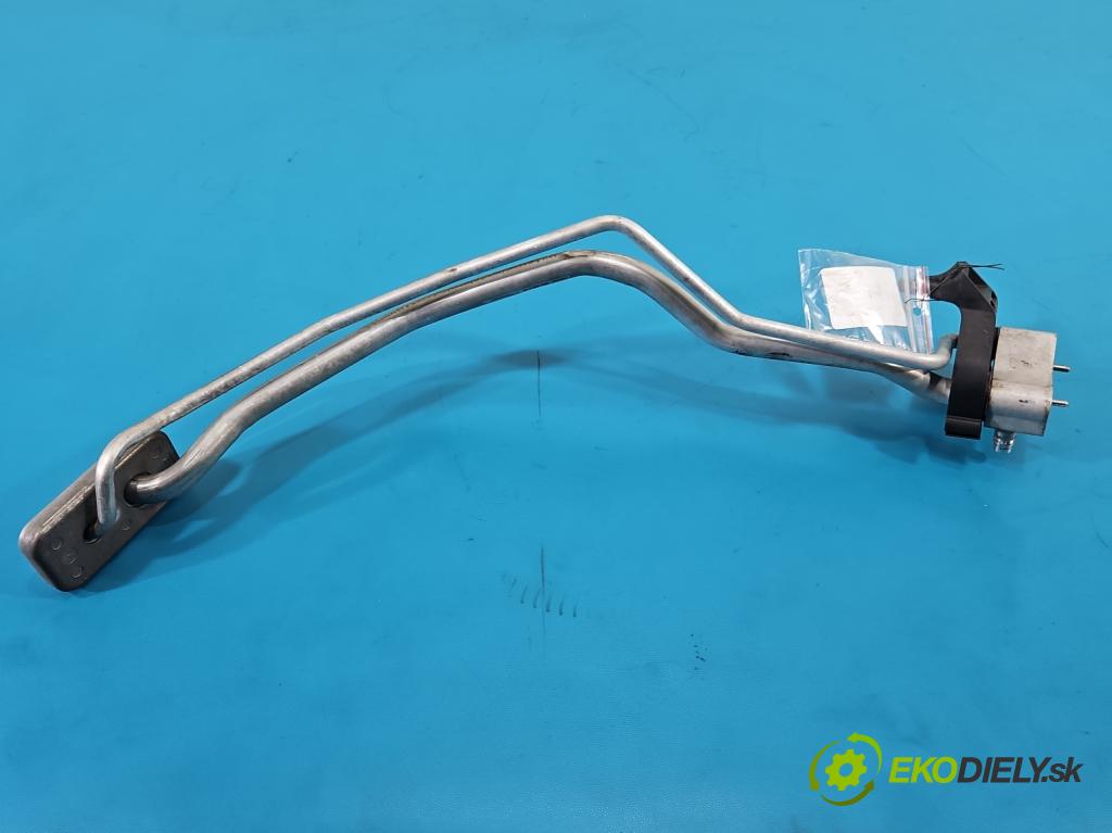 Bmw X5 F15 2013-2018 3.0d 258 hp automatic 190 kW 2993 cm3 5- trubka klíma 9271894
