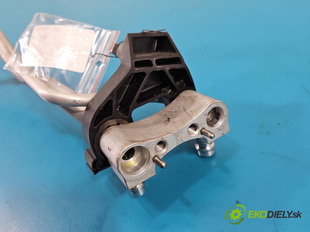 Bmw X5 F15 2013-2018 3.0d 258 hp automatic 190 kW 2993 cm3 5- trubka klíma 9271894