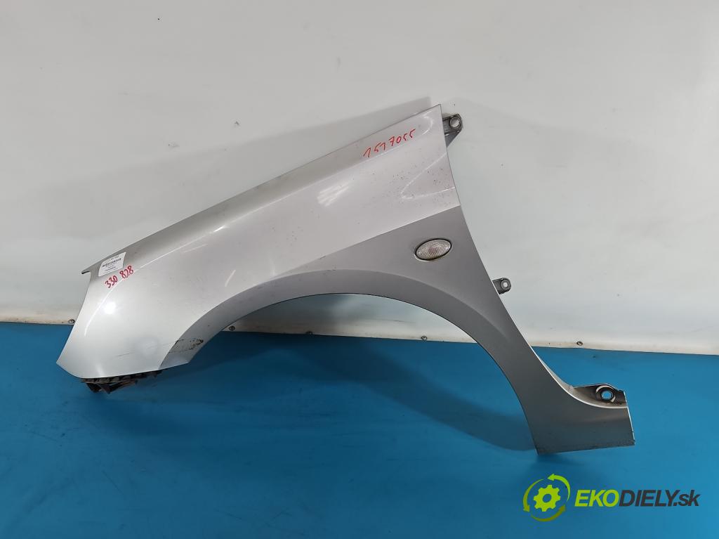 Peugeot 307 2.0 HDI 107 HP manual 79 kW 1997 cm3 5- blatnik přední levý  (Levý přední blatník)