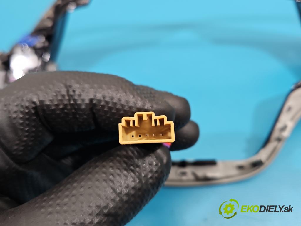 Skoda Octavia IV 2019- 1.5 TSI 150 HP automatic 110 kW 1498 cm3 5- prepínač multifunkční: řízení: 5E3919719S (Prepínacie páčky pod volantom)