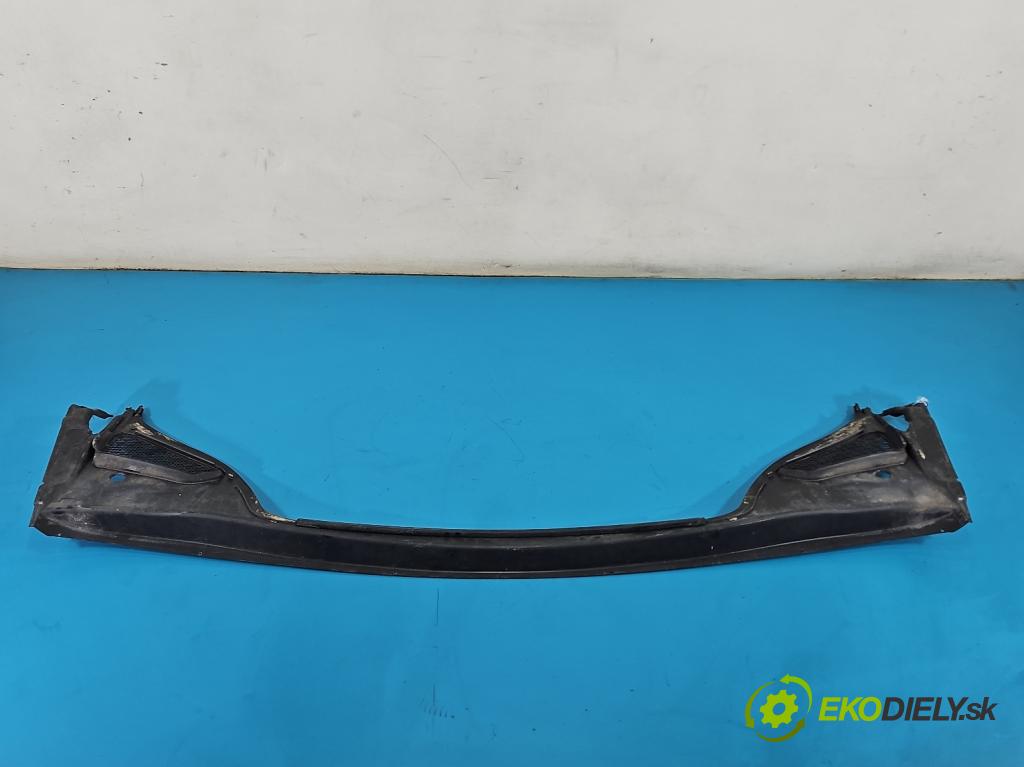 Peugeot 307 2.0 HDI 107 HP manual 79 kW 1997 cm3 5- torpédo 96543555XT (Torpédo (plast pod čelným sklom))