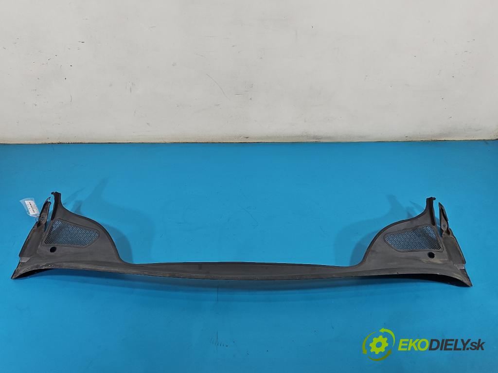 Peugeot 307 2.0 HDI 107 HP manual 79 kW 1997 cm3 5- torpédo 96543555XT (Torpédo (plast pod čelným sklom))