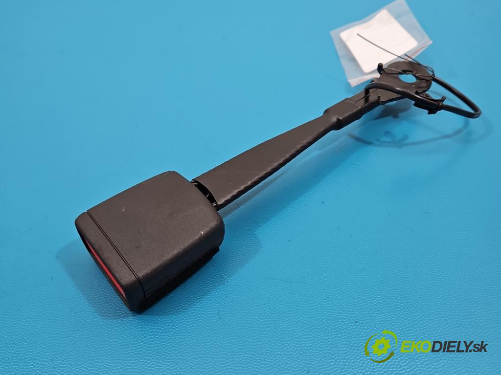 Skoda Octavia IV 2019- 1.5 TSI 150 HP automatic 110 kW 1498 cm3 5- pas bezpečnosť: predné pravý 8Y0857755