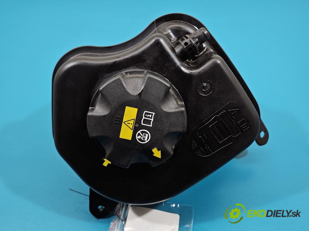Bmw X5 F15 2013-2018 3.0d 258 HP automatic 190 kW 2993 cm3 5- Nádrž: kompenzačné: 7647290