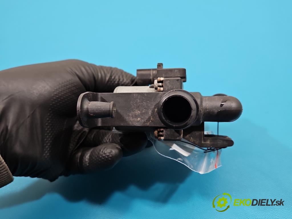 Bmw X5 F15 2013-2018 3.0d 258 hp automatic 190 kW 2993 cm3 5- ventil vody 6910544