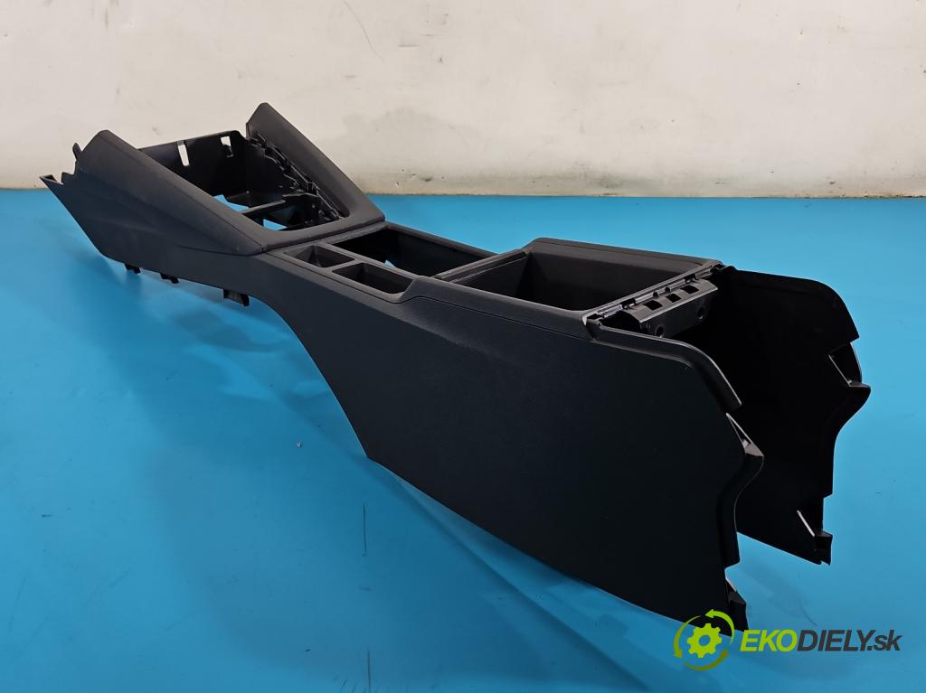 Skoda Octavia IV 2019- 1.5 TSI 150 HP automatic 110 kW 1498 cm3 5- operadlo 5E4863241A (Lakťová opierka)