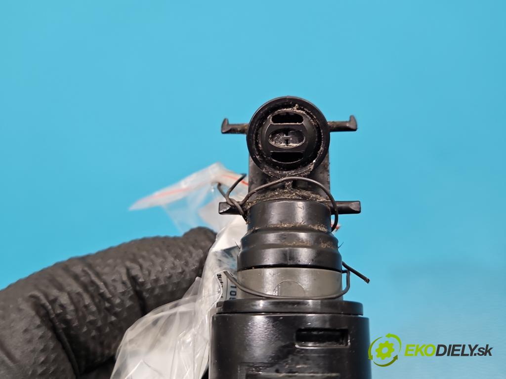 Bmw X5 F15 2013-2018 3.0d 258 HP automatic 190 kW 2993 cm3 5- ostrekovač reflektor: ľavý 7292657 (Motorček ostrekovačov)