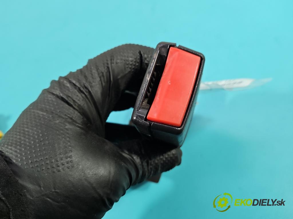 Dodge Caravan V 2007-2020 3.3 V6 178HP: automatic 131 kW 3301 cm3 5- pas bezpečnosť: predné pravý 33009698