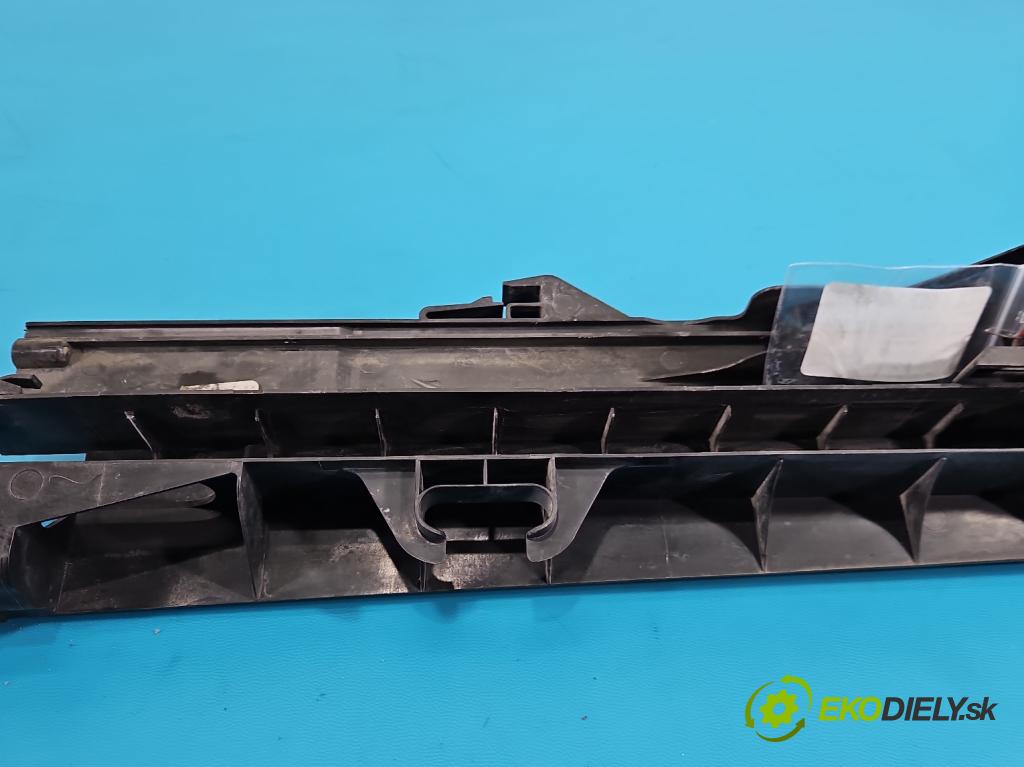 Bmw X5 F15 2013-2018 3.0d 258 HP automatic 190 kW 2993 cm3 5- Upevnenie: 8572189